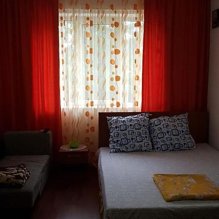 Saturn Chic Studio Apartamento Exterior foto