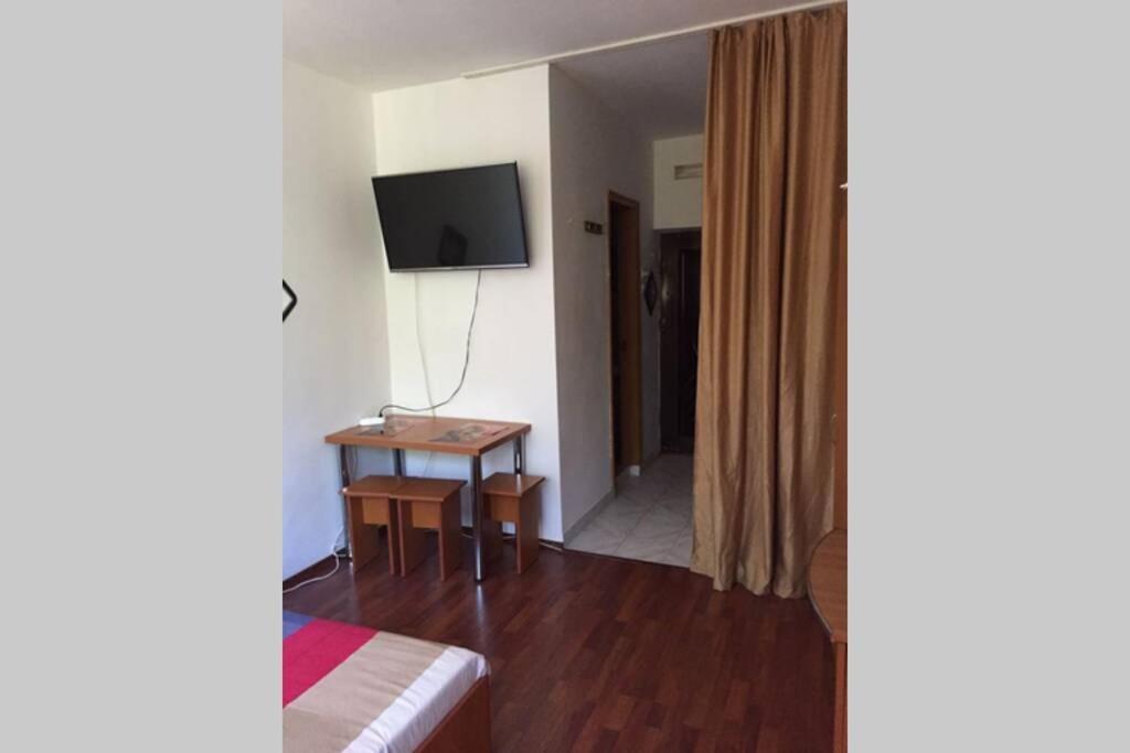 Saturn Chic Studio Apartamento Exterior foto