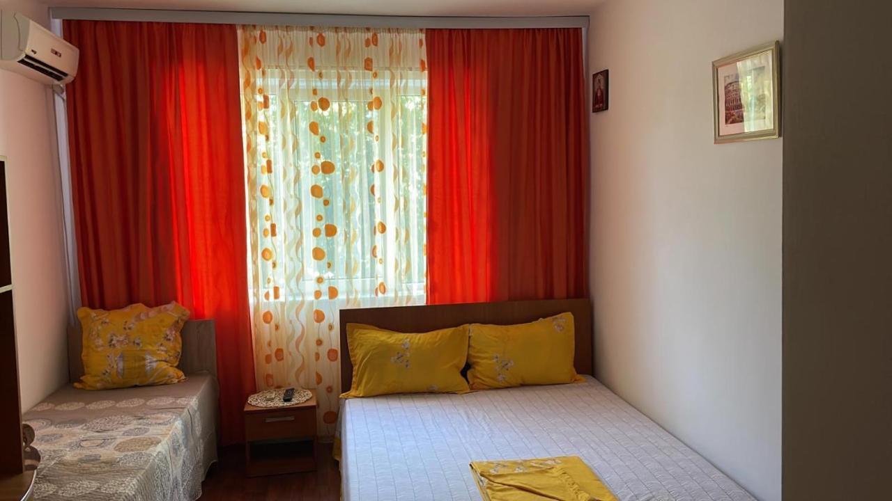 Saturn Chic Studio Apartamento Exterior foto
